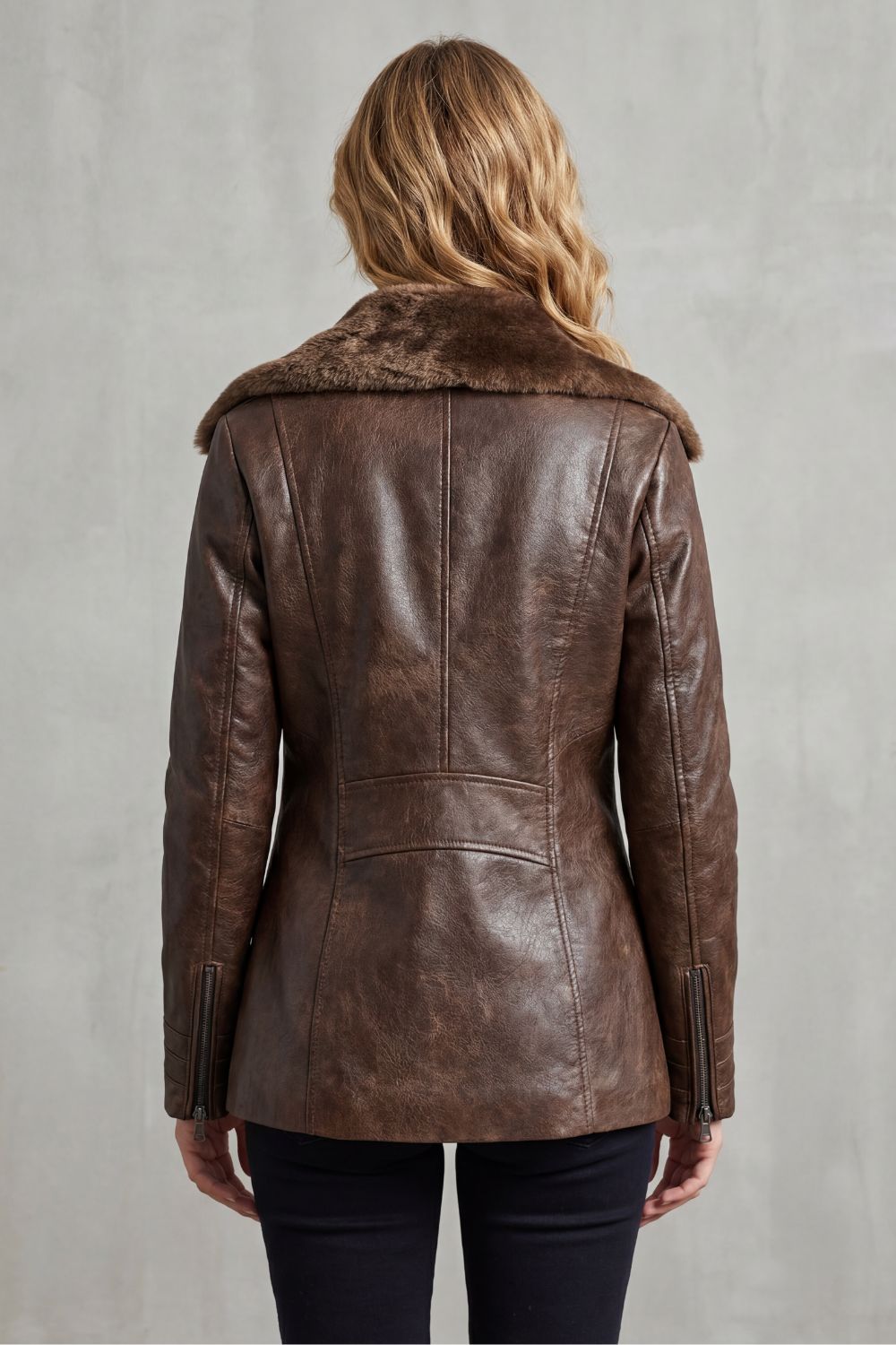 IRENA | Kurtka skórzana – elegancja z wykończeniem shearling
