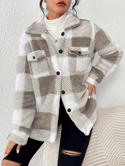 EDYTA | Pluszowa kurtka w kratę — oversize